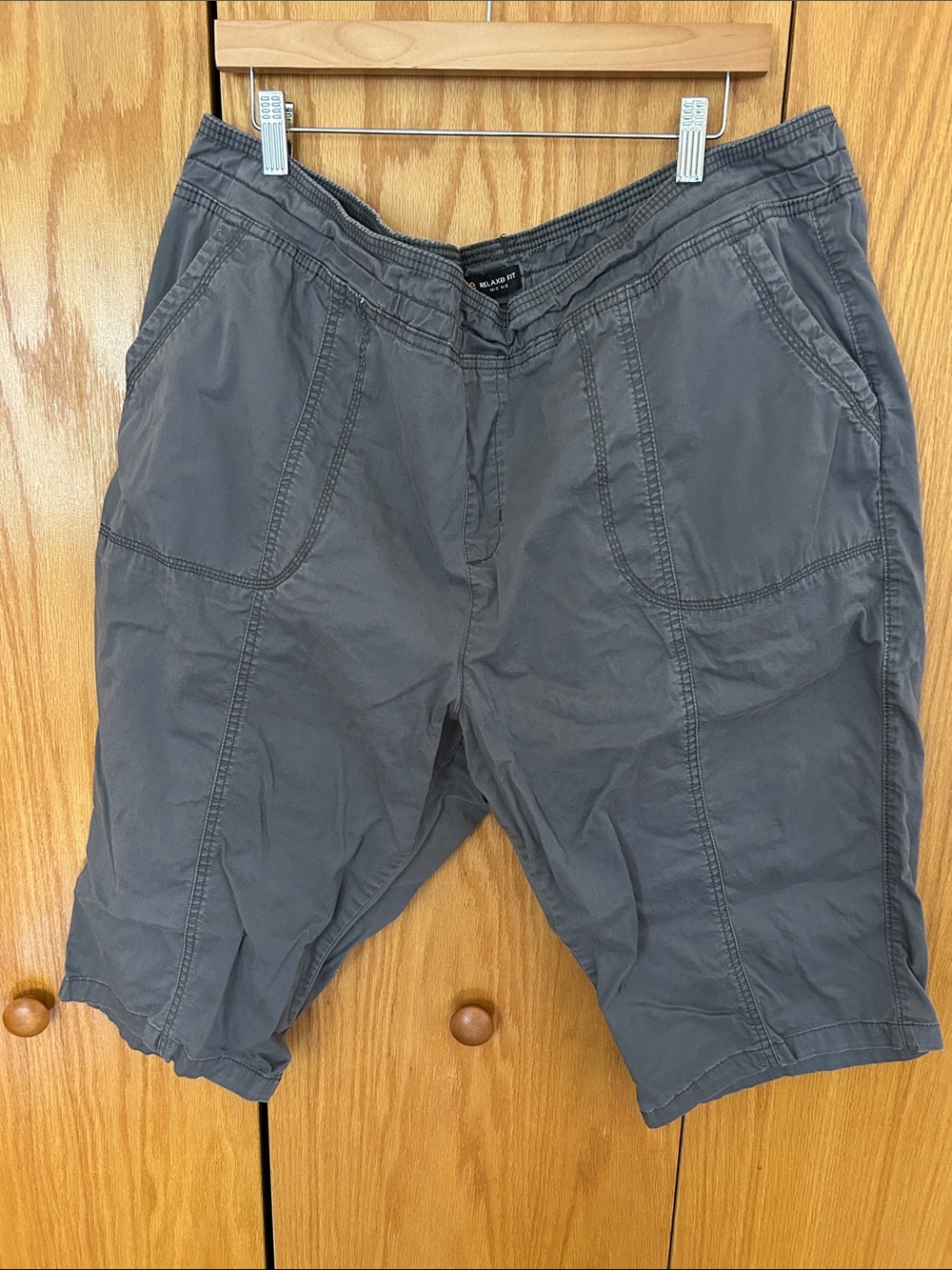 Lee Gray Cargo Shorts with Elastic Waist 24W